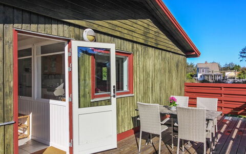 Greet - 700M from the Sea: Toit, Maison, Domicile, Chalet, Siding, Biens, Allée, Batiments Jardin, Cour, Cabanon