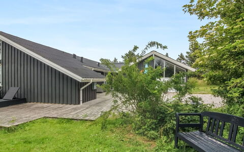 Lempi - 300M from the Sea: 