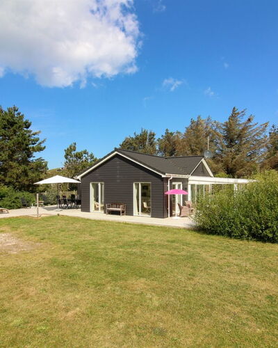 Annina - 500M from the Sea