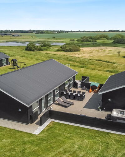 Dwerg - 1.5Km from the Sea