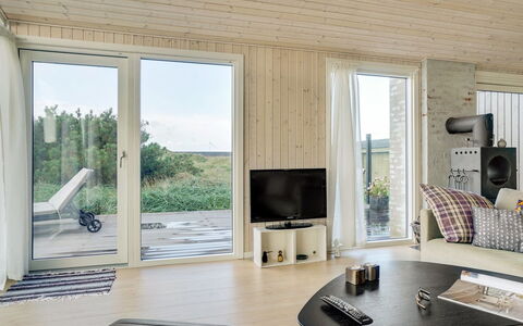 Marino - 480M from the Sea: Bois, Sol, Sol, Parquet, Design Intérieur, Plafond, Domicile, Salon, Pièce, Dur
