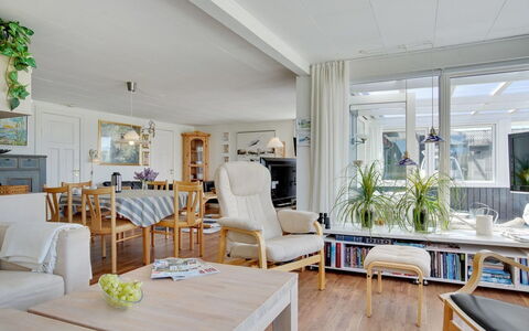 Ecaterina - 100M from the Sea: Meubles, Design Intérieur, Sol, Sol, Canapé, Bois, Plafond, Salon, Chaise, Pièce