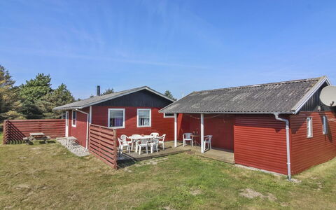 Jule - 600M from the Sea: Herbe, Maison, Toit, Domicile, Chalet, Lot Terre, Zone Rurale, Pelouse, Cour, Biens