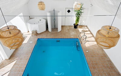 Thilo - 2.3Km from the Sea
