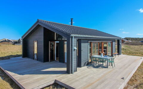 Tuire - 250M from the Sea: Chalet, Planche, Cabanon, Cabane