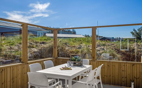 Marius - 200M from the Sea: Bois, Maison, Chalet, Domicile, Toit, Zone Rurale, Siding, Cabane En Rondins, Batiments Jardin, Dur