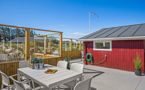 Marius - 200M from the Sea: Bois, Maison, Chalet, Domicile, Toit, Zone Rurale, Siding, Cabane En Rondins, Batiments Jardin, Dur