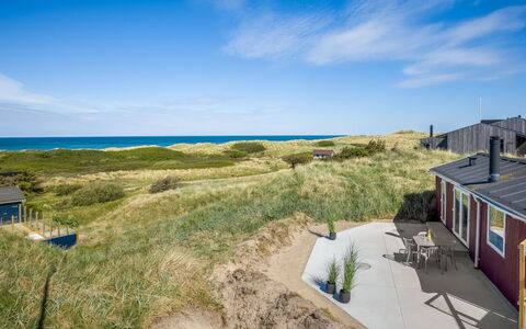 Marius - 200M from the Sea: Bois, Maison, Chalet, Domicile, Toit, Zone Rurale, Siding, Cabane En Rondins, Batiments Jardin, Dur