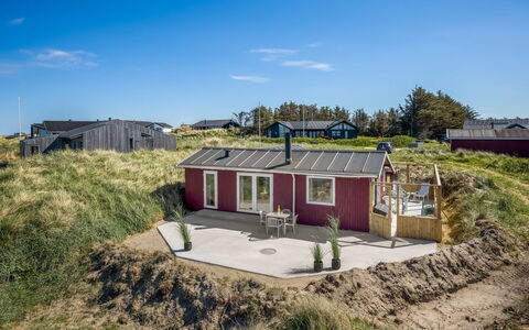 Marius - 200M from the Sea: Toit, Maison, Paysage, Lot Terre, Domicile, Chalet, Zone Rurale, Pente, Village, Cabanon