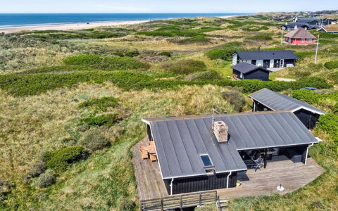 Essie - 250M from the Sea: Chalet, Dur, Cabane, Cabane En Rondins, Batiments Jardin, Ferme, Eco Hôtel, Structure En Plein Air, Cabane, Porche