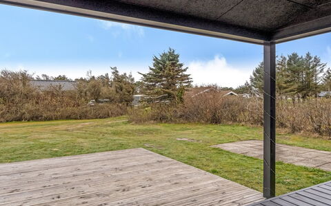 Tatania - 800M from the Sea: Herbe, Prairie, Lot Terre, Chalet, Zone Rurale, Prairie, Batiments Jardin, Jardin, Cabanon