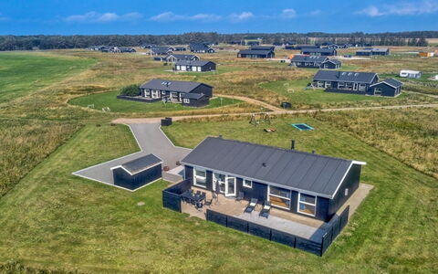 Siger - 1.6Km from the Sea: Bois, Domicile, Porche, Plate-Forme, Dur, Toit, Tache De Bois, Parquet, Eco Hôtel