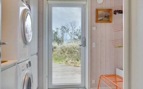 Marthine - 200M from the Sea: 