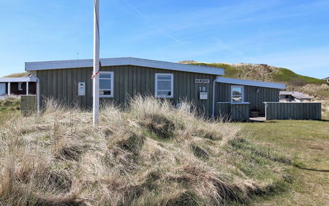 Dyveke - 220M from the Sea: Toit, Lot Terre, Chalet, Domicile, Zone Rurale, Cabanon, Siding, Batiments Jardin, Cabane En Rondins, Cabane