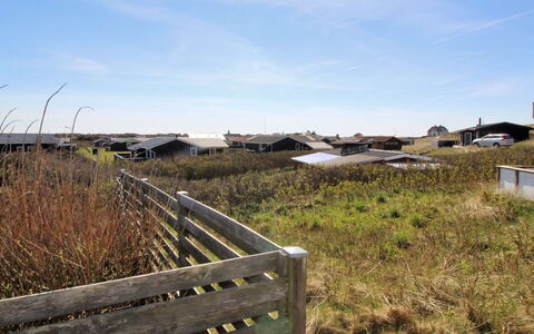 Dyveke - 220M from the Sea: Toit, Lot Terre, Chalet, Domicile, Zone Rurale, Cabanon, Siding, Batiments Jardin, Cabane En Rondins, Cabane