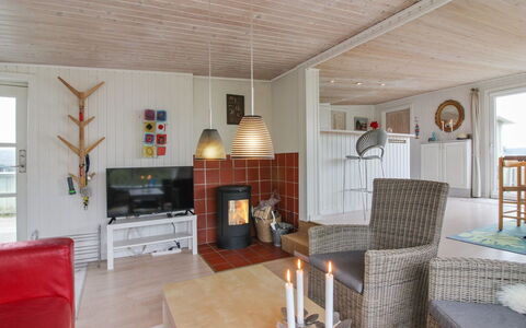 Dyveke - 220M from the Sea: Toit, Lot Terre, Chalet, Domicile, Zone Rurale, Cabanon, Siding, Batiments Jardin, Cabane En Rondins, Cabane