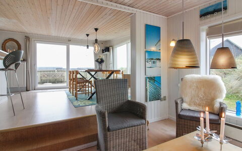 Dyveke - 220M from the Sea: Toit, Lot Terre, Chalet, Domicile, Zone Rurale, Cabanon, Siding, Batiments Jardin, Cabane En Rondins, Cabane