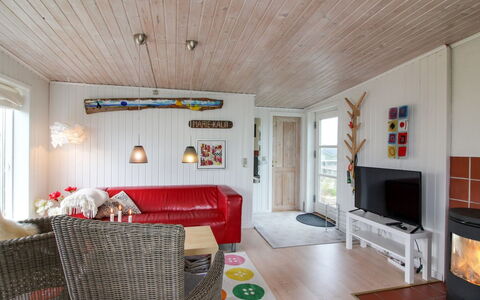 Dyveke - 220M from the Sea: Toit, Lot Terre, Chalet, Domicile, Zone Rurale, Cabanon, Siding, Batiments Jardin, Cabane En Rondins, Cabane