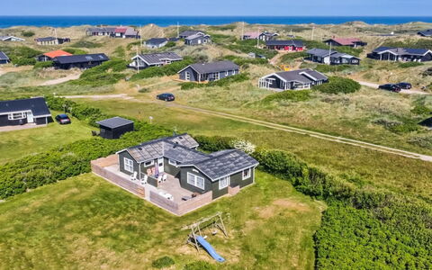 Nore - 350M from the Sea: Bois, Maison, Chalet, Domicile, Toit, Zone Rurale, Siding, Cabane En Rondins, Batiments Jardin, Dur
