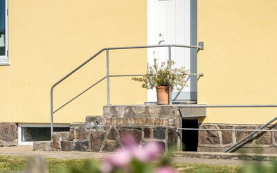 Bruse - 125M from the Sea