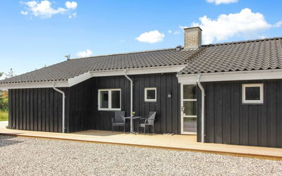 Mayke - 900M from the Sea