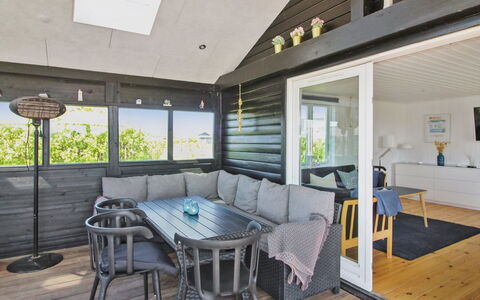 Nehat - 300M from the Sea: Bois, Sol, Meubles, Sol, Parquet, Design Intérieur, Plafond, Domicile, Dur, Planche