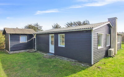 Lisabeth - 250M from the Sea