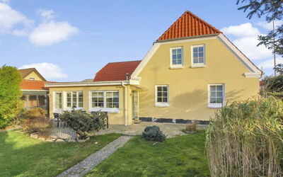 Adelina - 500M from the Sea