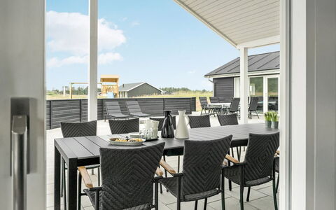 Fegge - 1.5Km from the Sea: Chalet, Jardin, Siding, Batiments Jardin, Ombre, Cour, Arrière-Cour, Pelouse, Ferme, Aménagement Paysager