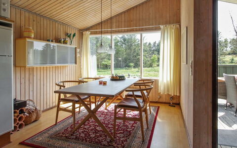 Taina - 1.1Km from the Sea: Maison, Domicile, Porte, Toit, Chalet, Biens, Jardin, Ombre, Siding, Cour