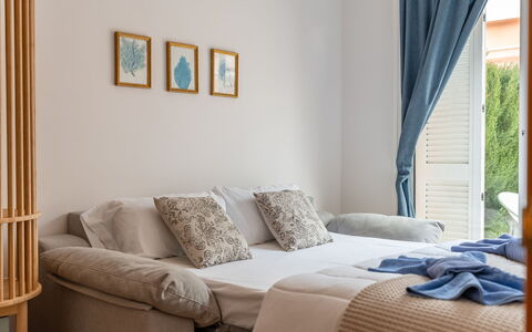 Canción de Mar: Meubles, Design Intérieur, Bois, Pièce, Linge, Textile, Éclairage, Lit, Chambre, Sol