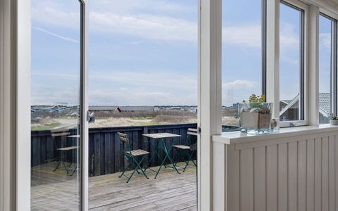 Helma - 200M from the Sea: Bois, Maison, Chalet, Domicile, Toit, Zone Rurale, Siding, Cabane En Rondins, Batiments Jardin, Dur