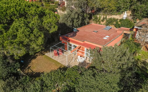 Villa Marzia Mare & Golf: Propriété, Communauté Des Plantes, Bâtiment, Fenêtre, Plante, Arbre, Lot Terre, Design Urbain, Maison, Zone Rurale