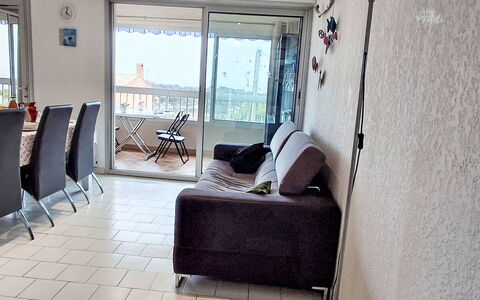 Terre Marine: Meubles, Sol, Sol, Appartement, Design Intérieur, Pièce, Salon, Canapé, Chaise, Plafond