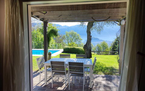 Villa Ulivo: Plante, Propriété, Ombre, Design Intérieur, Arbre, Bois, Paysage, Bâtiment, Immobilier