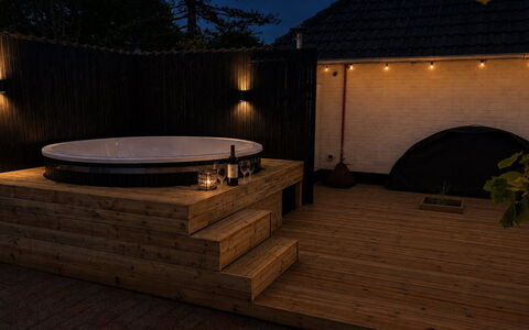 Solmaz - 3.5Km from the Sea: Baignoire, Luminaire Plomberie, Éclairage, Composite, Jacuzzi, Salle De Bains, Conception, Plomberie, Life Photographie