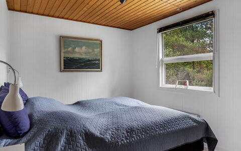 Solmaz - 3.5Km from the Sea: Design Intérieur, Chambre, Bois, Plafond, Lit, Sol, Sol, Drap De Lit, Meubles, Literie