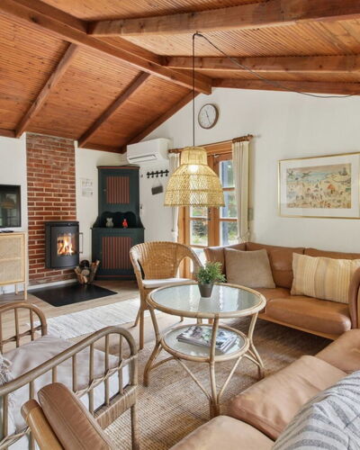 Tirsa - 3.9Km from the Sea