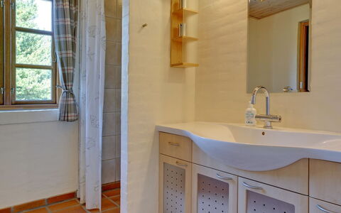 Siegried - 2.2Km from the Sea: Lavabo, Design Intérieur, Sol, Luminaire Plomberie, Mur, Sol, Bois, Évier, Robinet, Salle De Bains