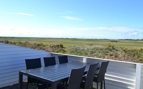 Auti - 2.3Km from the Sea: Herbe, Maison, Toit, Chalet, Domicile, Arbuste, Ferme, Lot Terre, Zone Rurale