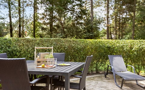 Troen - 3.8Km from the Sea: Blanc