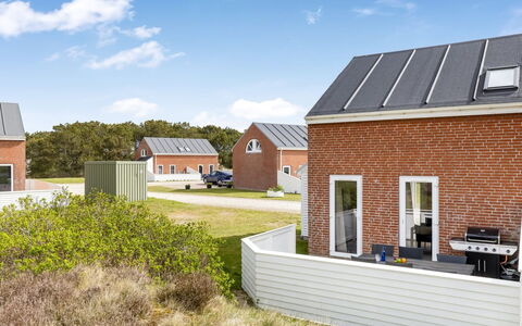 Aswith - 2.3Km from the Sea: Meubles, Bois, Design Intérieur, Sol, Sol, Chaise, Pièce, Plafond, Salon, Appartement