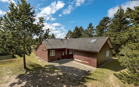 Heralda - 3.3Km from the Sea: Herbe, Maison, Toit, Domicile, Chalet, Arbuste, Lot Terre, Zone Rurale, Ferme, Couverture De Sol