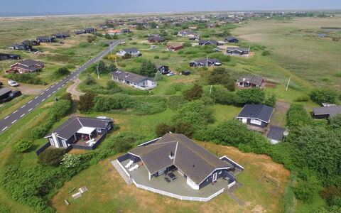 Chrisse - 550M from the Sea: Chalet, Cabanon, Cabane, Ferme, Prairie, Cabane, Grange, Cabane En Rondins, Batiments Jardin