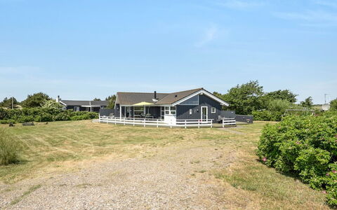 Chrisse - 550M from the Sea: Chalet, Cabanon, Cabane, Ferme, Prairie, Cabane, Grange, Cabane En Rondins, Batiments Jardin