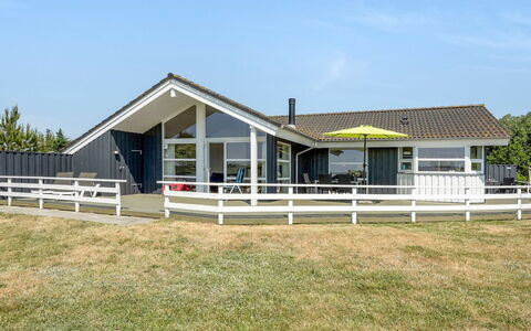 Chrisse - 550M from the Sea: Chalet, Cabanon, Cabane, Ferme, Prairie, Cabane, Grange, Cabane En Rondins, Batiments Jardin