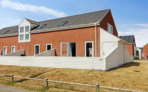 Asved - 2.3Km from the Sea: Herbe, Maison, Toit, Chalet, Domicile, Arbuste, Ferme, Lot Terre, Zone Rurale