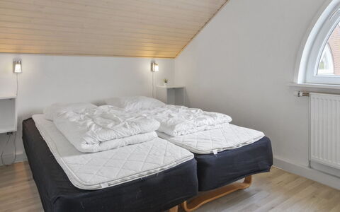 Alvild - 2.3Km from the Sea: Bois, Meubles, Sol, Chambre, Sol, Design Intérieur, Linge, Lit, Literie, Drap De Lit