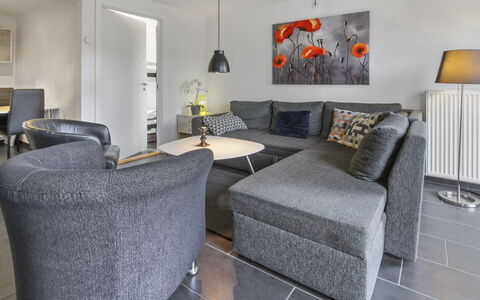 Alvild - 2.3Km from the Sea: Meubles, Canapé, Design Intérieur, Sol, Sol, Salon, Pièce, Domicile, Table, Table Basse