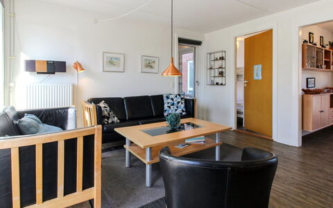 Mahena - 2.3Km from the Sea: Meubles, Design Intérieur, Sol, Sol, Bois, Plafond, Canapé, Pièce, Salon, Chaise